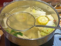 -牛满溢·自助潮汕鲜牛肉火锅(龙汇路店)