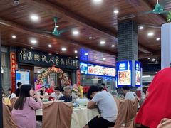 大堂-鹏城人家海鲜酒家·23年老字号(较场尾店)