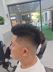 -尤司男士国潮理发馆