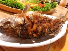 纳西烤鱼-心园餐厅·地道传统云南菜·三十年老店