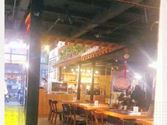 -军硕烤肉·部队火锅(二七万达店)