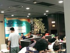 等位区-麦当劳(金桥店)