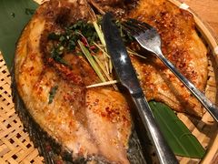 香茅草烤罗非鱼-云海肴·汽锅鸡·云南菜(天津国金汇店)