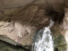 -伍山石窟