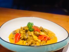 秦皇咖喱牛腩-云中界美食餐厅