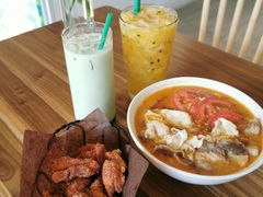 -花苑里咖啡(威远店)
