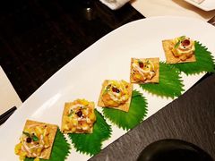 千层酥配芒果三文鱼-梧桐