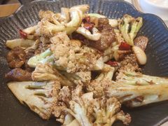 干锅有机花菜煲-粤仔湾砂锅粥(广益哥伦布店)