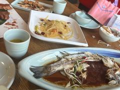 -金牌老碗时尚陕菜(王府井百货店)