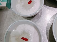 血燕-姚姚酸菜鱼·金戈戈香港豉油鸡(喜荟城联名店)