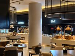 -涨巢·潮玩水疗局