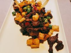 香爆小牛肉粒-大蓉和(一品天下店)