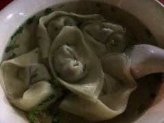 荠菜肉馄饨-潘国仙耳光馄饨(黄家阙路店)