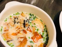 -上海滴水湖皇冠假日酒店