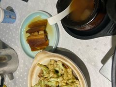 -鄱阳湖·江西小炒·瓦罐煨汤(五道口店)