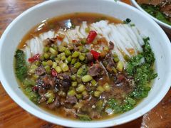 酸辣鸡杂粉-肆姐面粉馆(坡子街店)