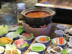 -聚汇三少·龙虾·中餐厅(莫邪路新天地店)