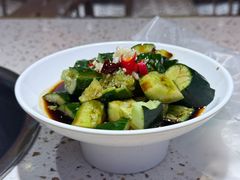 素拍黄瓜-老佛爷铜炉蛙锅(东门老街店)