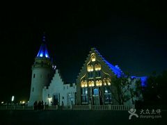 -东港音乐喷泉广场