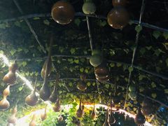 -百里峡七彩艺术小镇