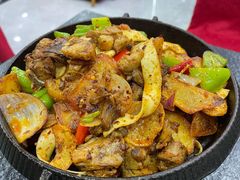 特色炕锅羊肉-撒拉人家.酸菜牦牛肉火锅