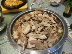 -老码头黑皮肘子锅包肉熏酱水饺(文政街店)