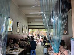 -啰啰冰屋(景洪总店)