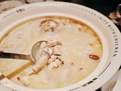 -猪无忌·专做猪肚包鸡20年(乐峰广场店)