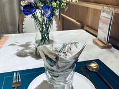 -HuaTa 花榻·花忆西葡餐厅(虹桥南丰城店)