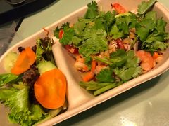 泰式海鲜色拉-西点坊(浦东香格里拉店)