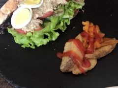 -HIGH FIVE哈福手工汉堡(桂林路店)