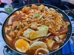 韩式鸡肉火锅-欧巴来了韩式料理