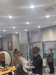 点击看大图 -藤野造型烫染·漂发
