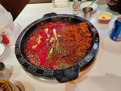 -卤校长老火锅(杨家坪直营店)