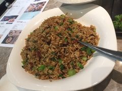 招牌腊味炒饭-大树餐厅(红旗街万达店)