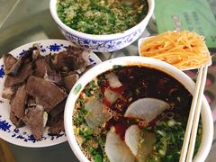-吾穆勒蓬灰牛肉面·清真(北滨河中路店)