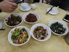 -红色湘菜馆(春风店)