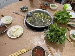 -黑竹沟新场牛肉火锅