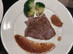 -大中华希尔顿酒店-念自助餐·海南美食·三文鱼