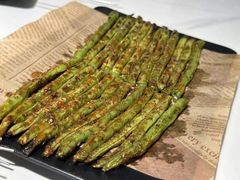 -嗨辣小聚·盘锦河蟹·海鲜烧烤龙虾(盘锦十年好店)