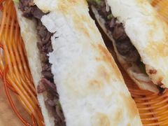 标准火烧-金诚张妈妈羊汤·驴肉火烧(旧宫佳和园店)