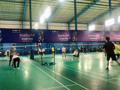 -V7动力羽毛球会馆
