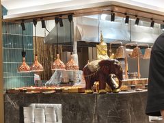 -金马门国际美食百汇(珞喻路店)