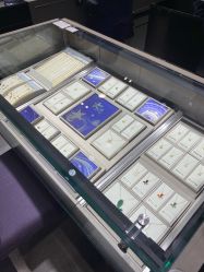 -周大福 CHOW TAI FOOK(新世界百货崇文店)