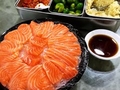 -四川小胡子海鲜(丁村万人海鲜广场店)