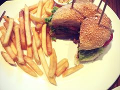 -Geneva日内瓦餐厅(西郊宝成花苑店)