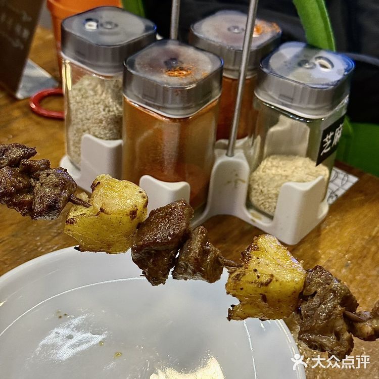 這家餐廳🍴很多人✅ 是順德有名的燒烤店