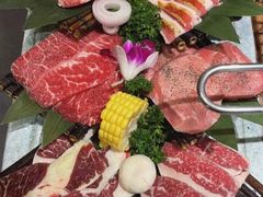 -明洞阿姨·韩式酱蟹烤肉·创意料理(三元桥店)