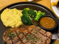 -星期五餐厅(金融街店)