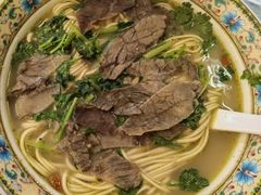 -金杨拉面王小吃面馆·牛三宝面·红烧牛肉粉